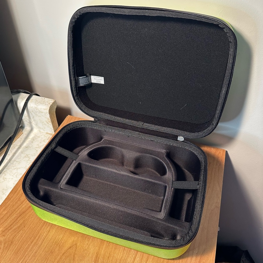 AmazonBasics Hard Shell Switch Case - Picture 3 of 12